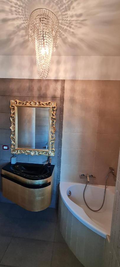טרני Salute Apartments מראה חיצוני תמונה